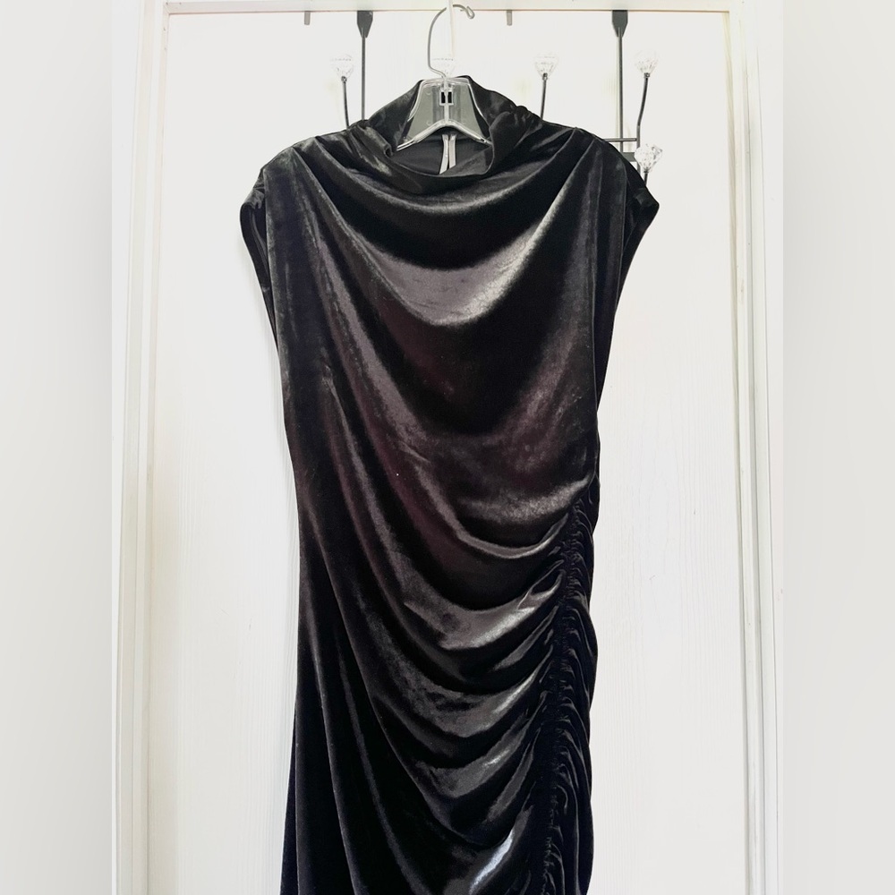 Anthropologie Black Velvet Turtle Neck Sleeveless Cinched Hip Midi Dress - Picture 6 of 12